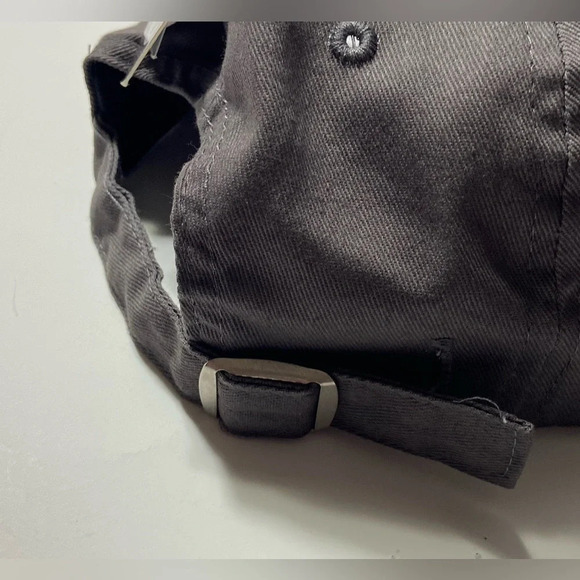 Jurassic World Hat -Black & Green w/ Dino Design Under Brim - Size OS - BNWT 🦕 - Picture 7 of 11